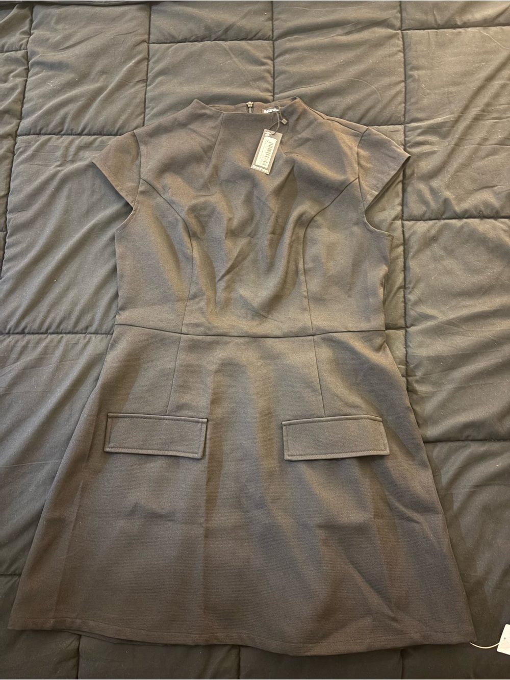 Boohoo Charcoal Gray Short Sleeve Mini Dress